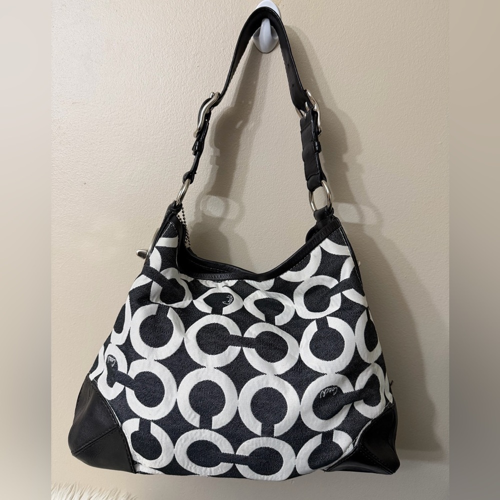 Vintage Coach Black & White Signature Circle Hobo Shoulder Bag#14512 - Picture 2 of 13